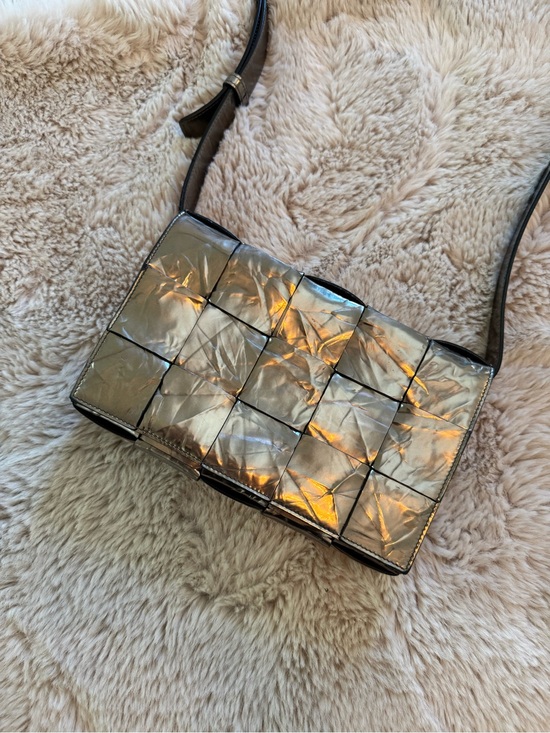 Bottega Veneta Handbags - Bottega Veneta Metallic Silver Woven Intrecciato Cassette Crossbody